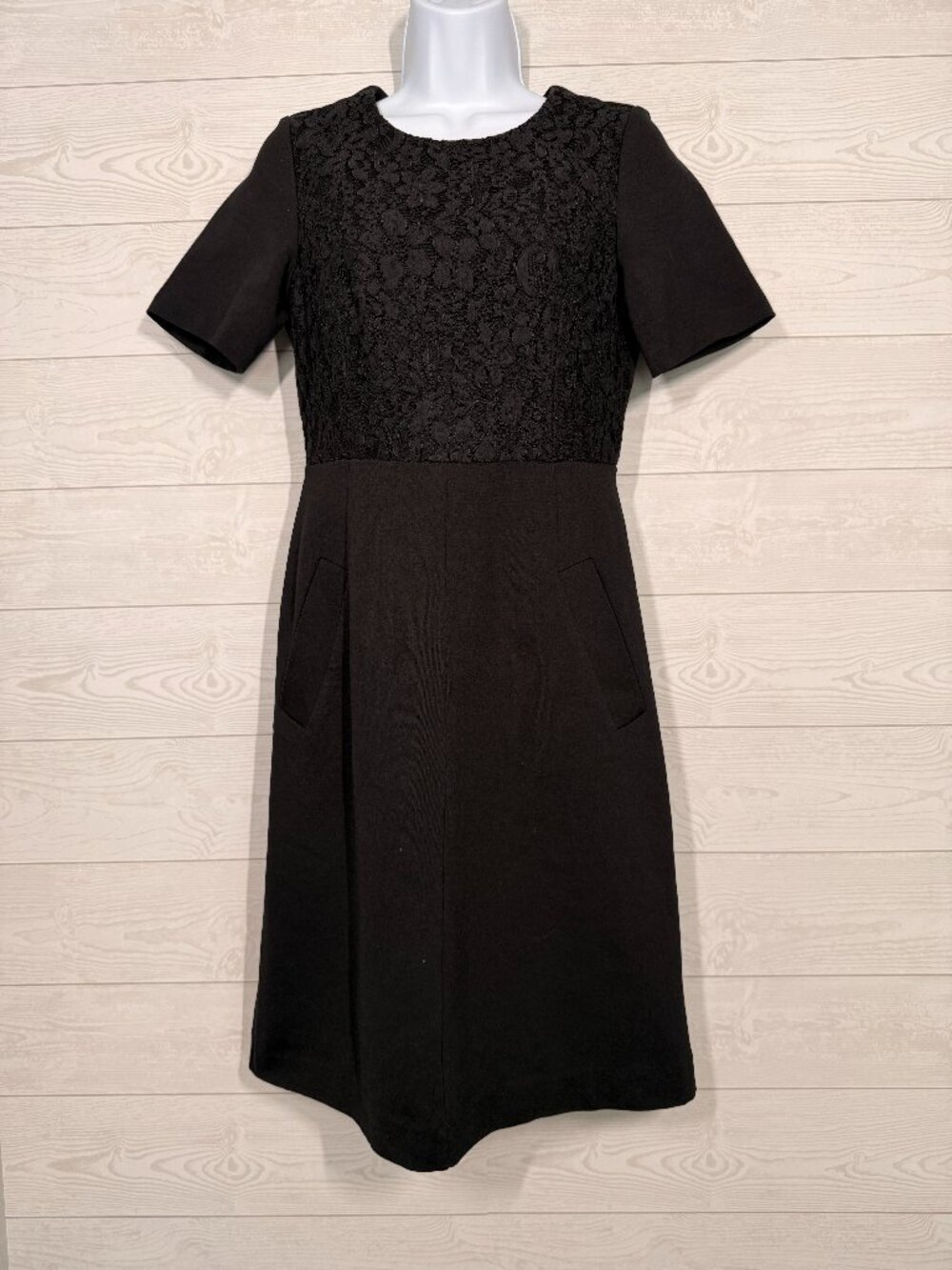Lands' End Black Lace Front Ponte Sheath Dress Pockets Size 4
